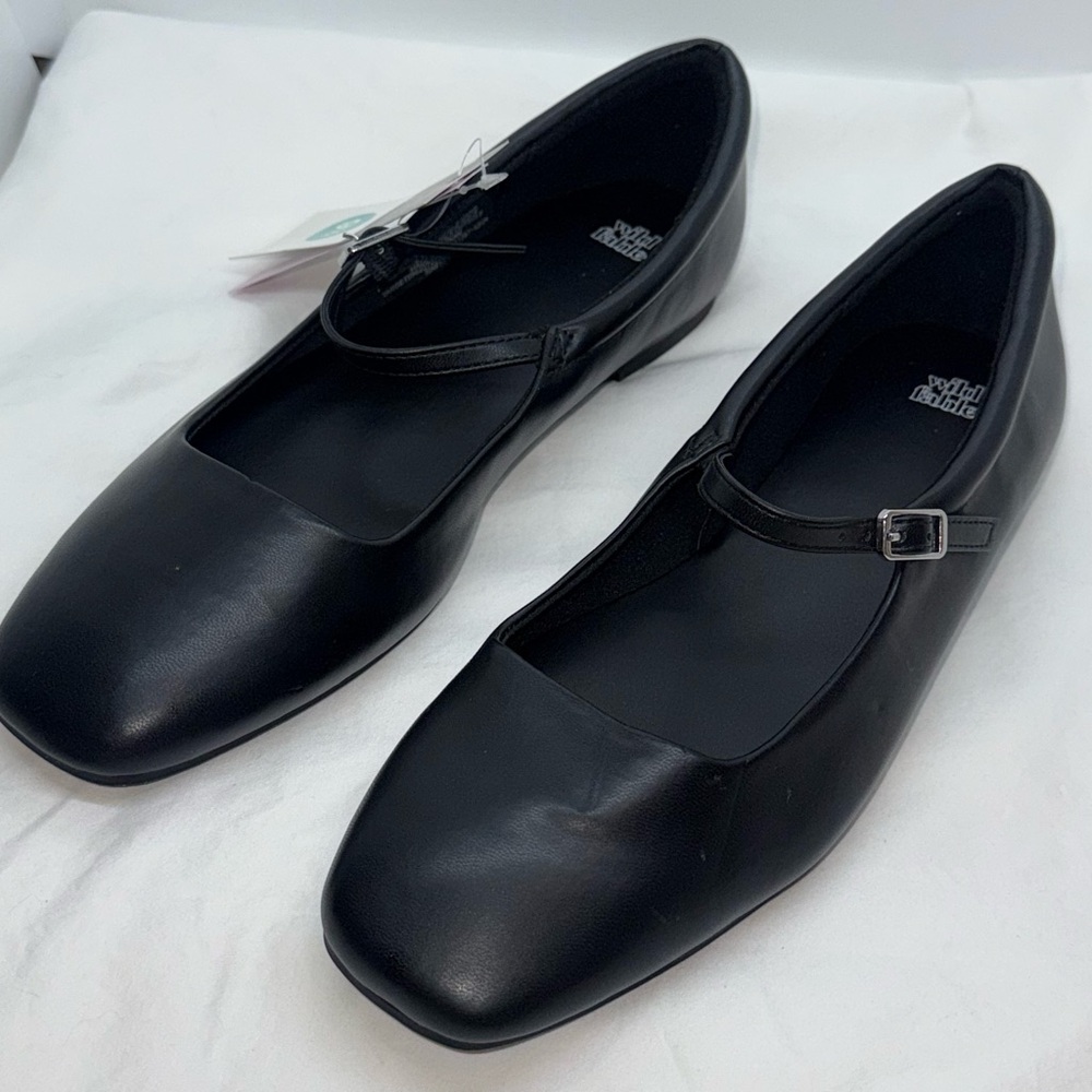 8 Wide Wild Fable “Elsa” Black Mary Jane Flats Discontinued Hard-to-Find Size 8W